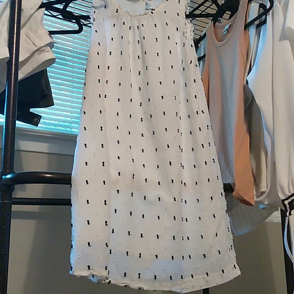 Pomp & Circumstance Dresa - Picture 2 of 2